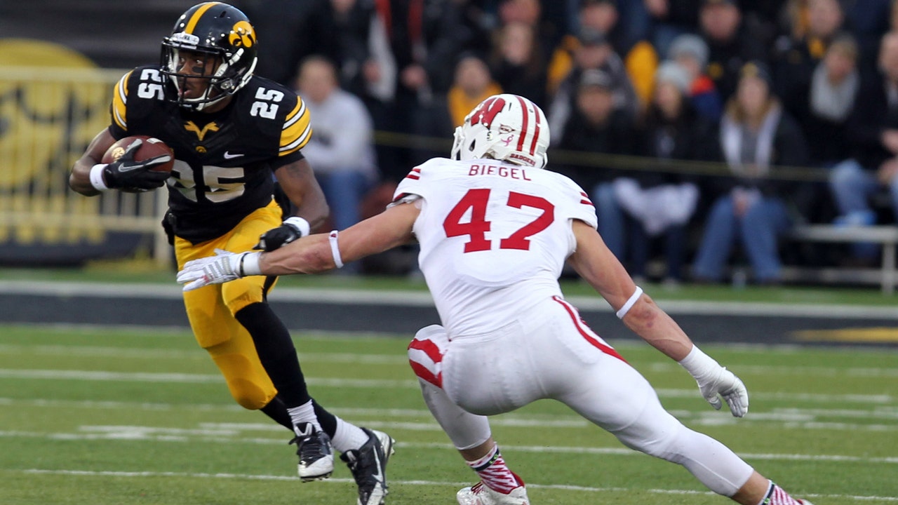 Notebook: Trotter apologizes for way Badgers defense played